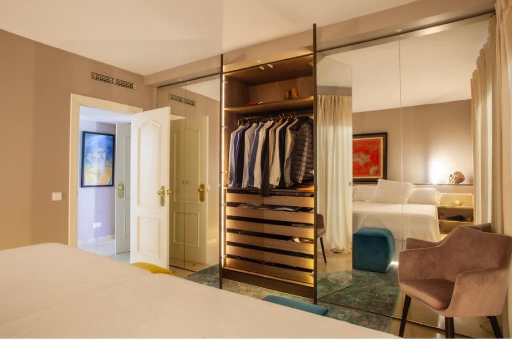 2 bedroom Apartment for sale in Golden Mile with pool - € 795,000 (Ref: 9368058)