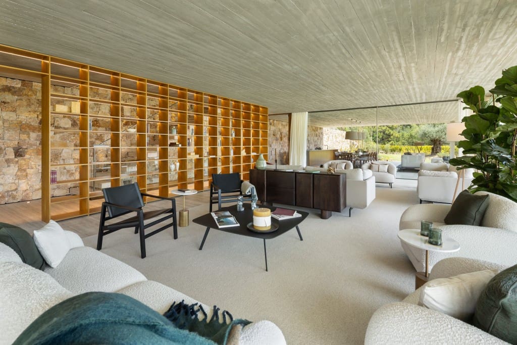 7 bedroom Villa for sale in Benahavis with pool garage - € 10,800,000 (Ref: 9368078)