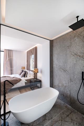 4 chambre Villa/Maison à vendre à El Paraíso, Benahavís avec piscine - 2 325 000 € (Ref: 9368082)