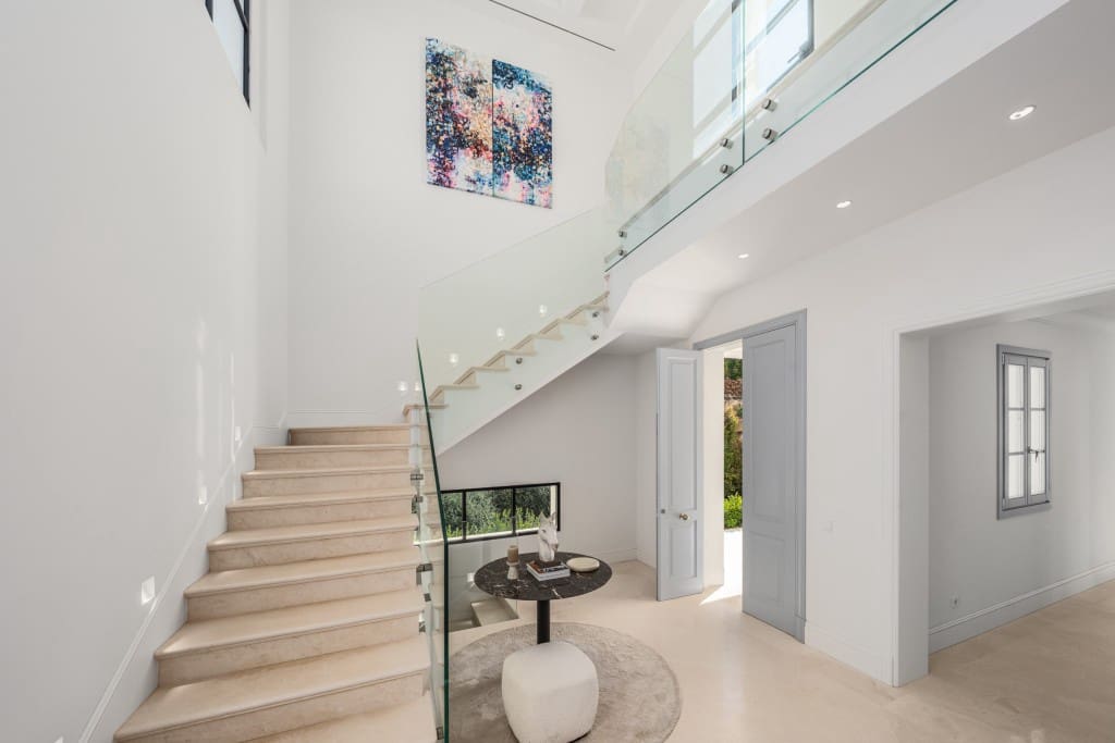 4 chambre Villa/Maison à vendre à Nueva Andalucia avec piscine - 4 595 000 € (Ref: 9368089)