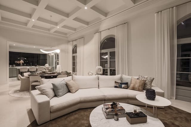 4 chambre Villa/Maison à vendre à Nueva Andalucia, Marbella avec piscine - 4 595 000 € (Ref: 9368089)