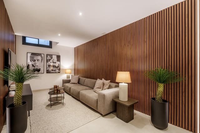 5 soveværelse Semi-Rækkehus til salg i Puerto Banus, Marbella med swimmingpool garage - € 2.675.000 (Ref: 9368096)