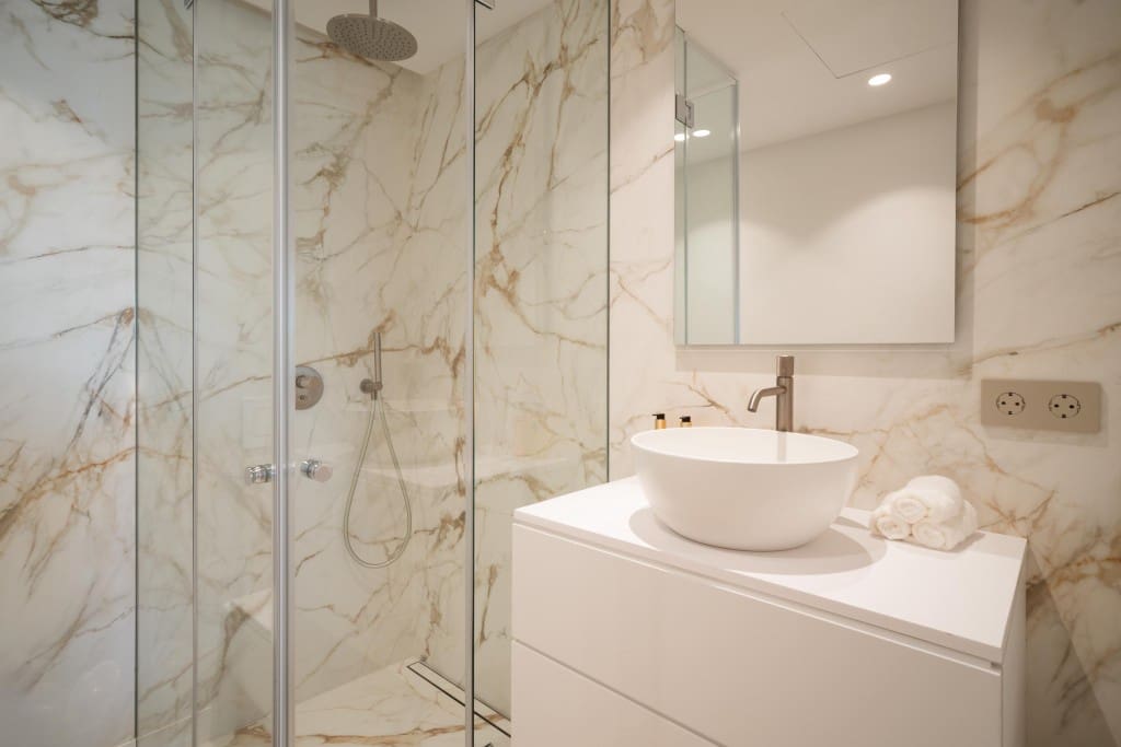 3 bedroom Apartment for sale in Golden Mile with pool garage - € 4,100,000 (Ref: 9368104)