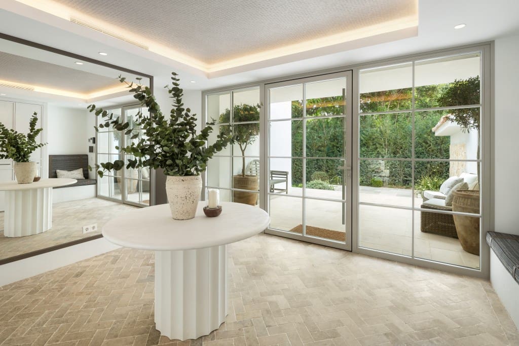 Chalet de 6 habitaciones en Marbella en venta con piscina garaje - 8.950.000 € (Ref: 9368124)