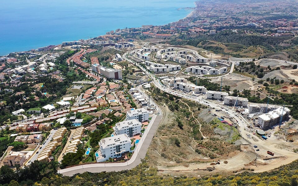 3 makuuhuone Huoneisto myytävänä paikassa Fuengirola mukana uima-altaan - 904 500 € (Ref: 9368184)