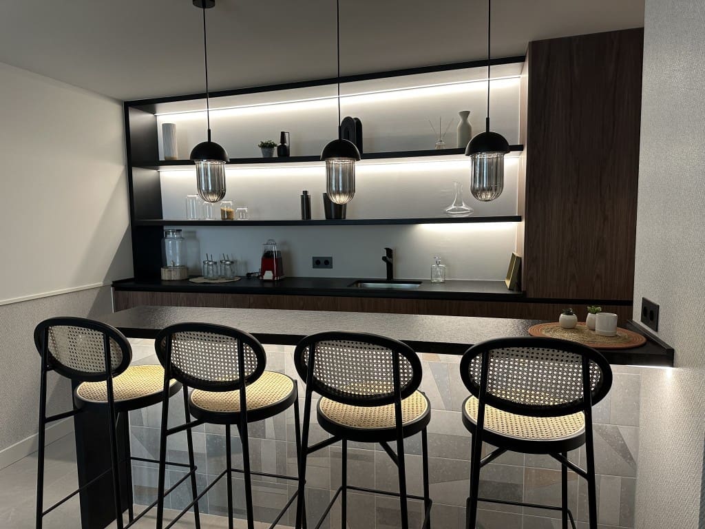 5 sypialnia Willa na sprzedaż w Las Chapas z basenem - 5 875 000 € (Ref: 9371662)