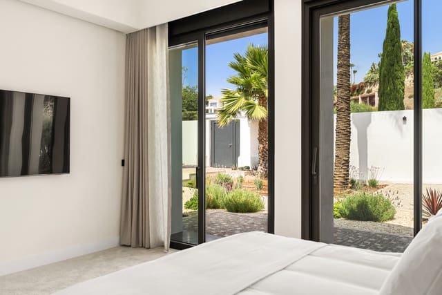 6 soverom Villa til salgs i Benahavís med svømmebasseng garasje - € 7 995 000 (Ref: 9371665)