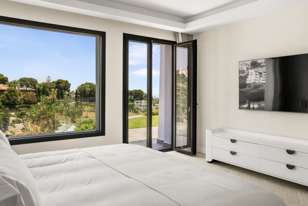 6 soverom Villa til salgs i Benahavis med svømmebasseng garasje - € 7 995 000 (Ref: 9371665)