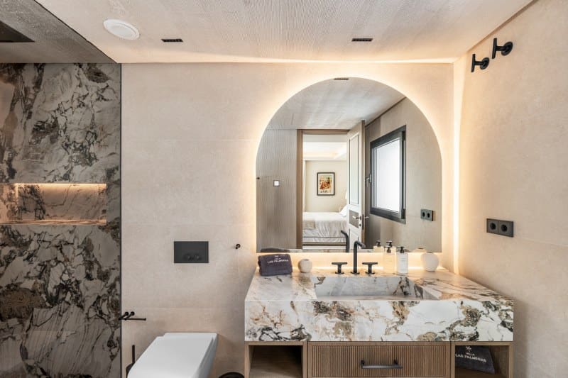 5 bedroom Villa for sale in Nueva Andalucia with pool garage - € 8,950,000 (Ref: 9371667)