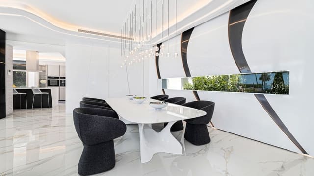 6 sovrum Villa till salu i Marbella med pool garage - 11 950 000 € (Ref: 9371668)