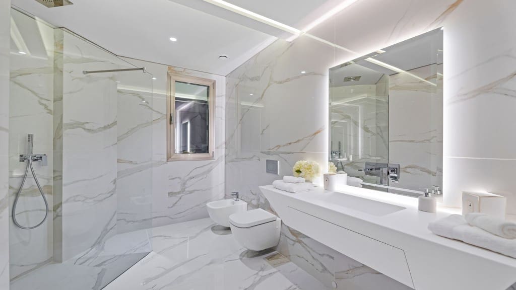 6 bedroom Villa for sale in Marbella with pool garage - € 11,950,000 (Ref: 9371668)