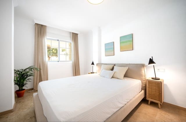 Apartamento de 3 habitaciones en Marbella en venta con piscina garaje - 525.000 € (Ref: 9378667)