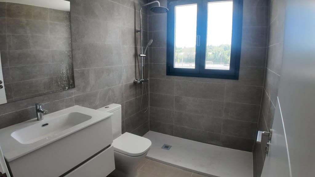 3 chambre Penthouse à vendre à Estepona avec piscine - 549 000 € (Ref: 9400317)