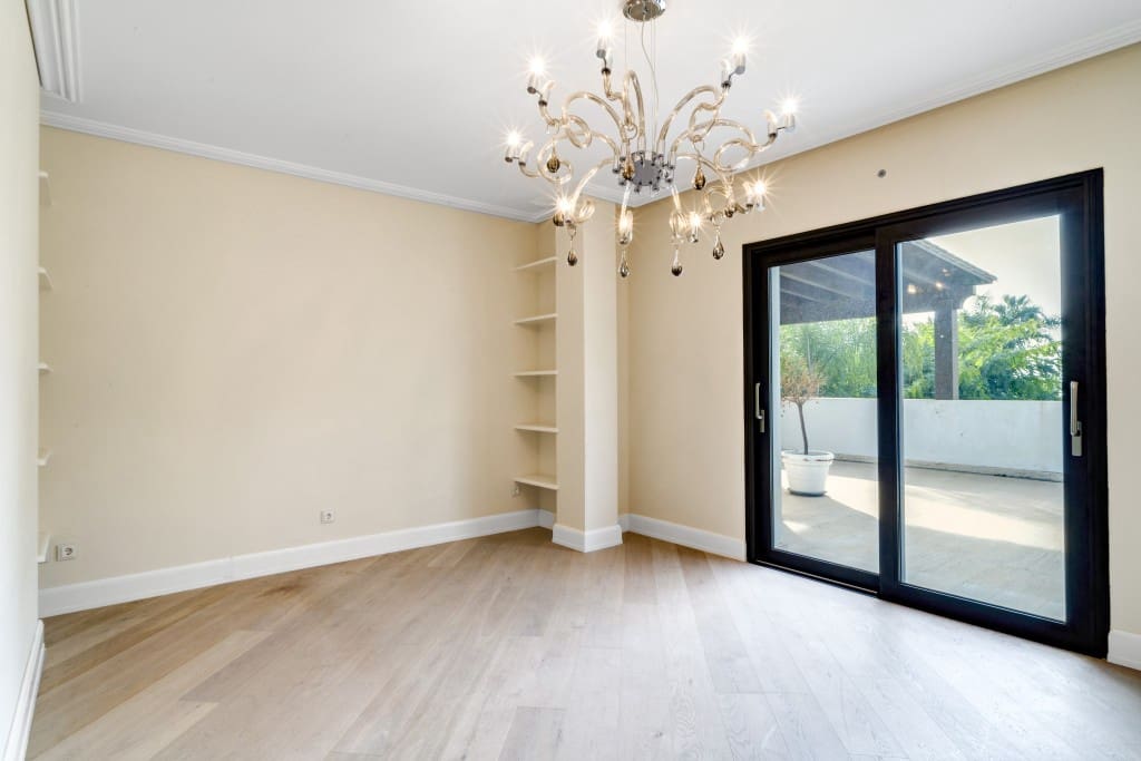 6 chambre Villa/Maison à vendre à Golden Mile avec piscine garage - 3 150 000 € (Ref: 9400318)