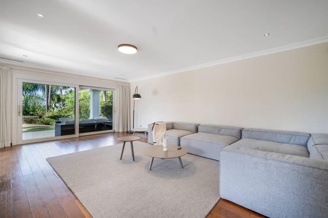 5 chambre Villa/Maison à vendre à Golden Mile, Marbella avec piscine garage - 2 650 000 € (Ref: 9400319)