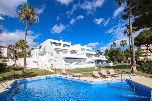 3 makuuhuone Huoneisto myytävänä paikassa Nueva Andalucia, Marbella mukana uima-altaan - 680 000 € (Ref: 9400324)
