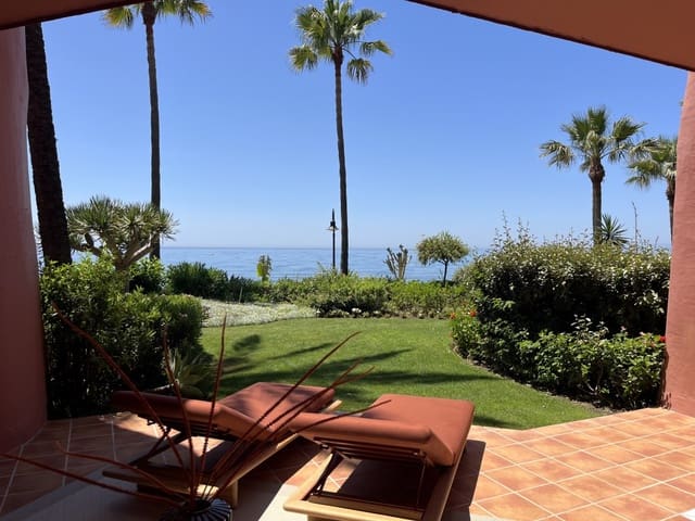 Apartamento Playa de 3 habitaciones en New Golden Mile, Estepona en venta con piscina - 2.350.000 € (Ref: 9400327)