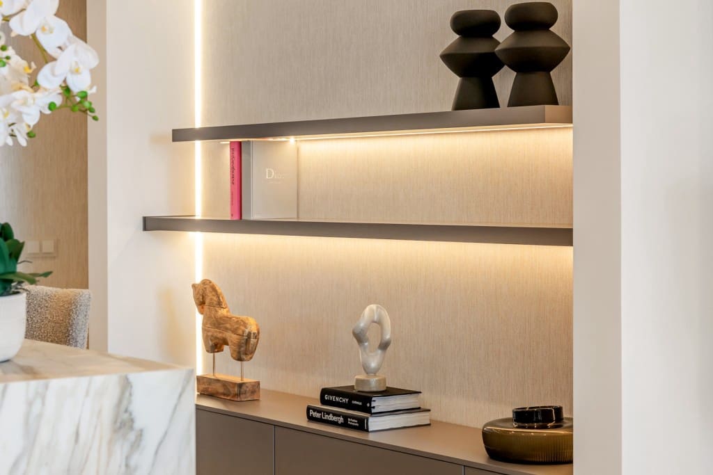 3 bedroom Apartment for sale in New Golden Mile with pool - € 1,995,000 (Ref: 9400330)