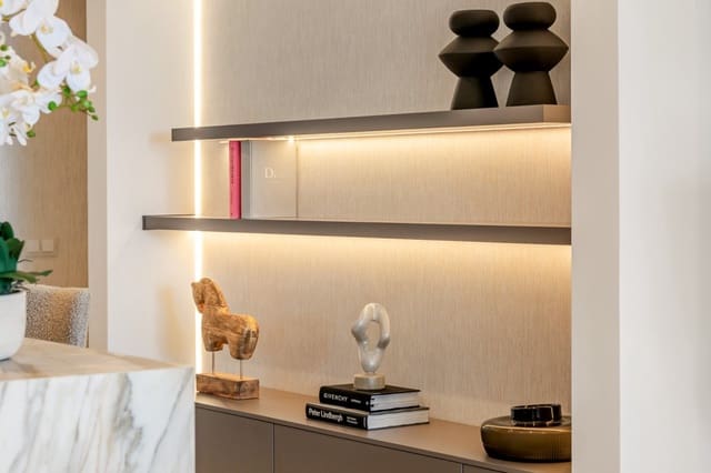 3 bedroom Apartment for sale in New Golden Mile, Estepona with pool - € 1,995,000 (Ref: 9400330)