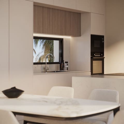 4 quarto Moradia para venda em Estepona com piscina - 1 595 000 € (Ref: 9402826)