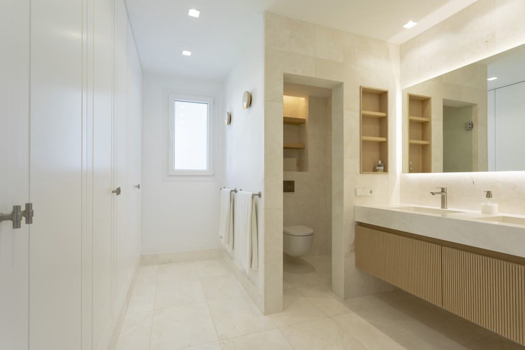 Apartamento de 2 habitaciones en San Pedro de Alcantara en venta - 635.000 € (Ref: 9402833)