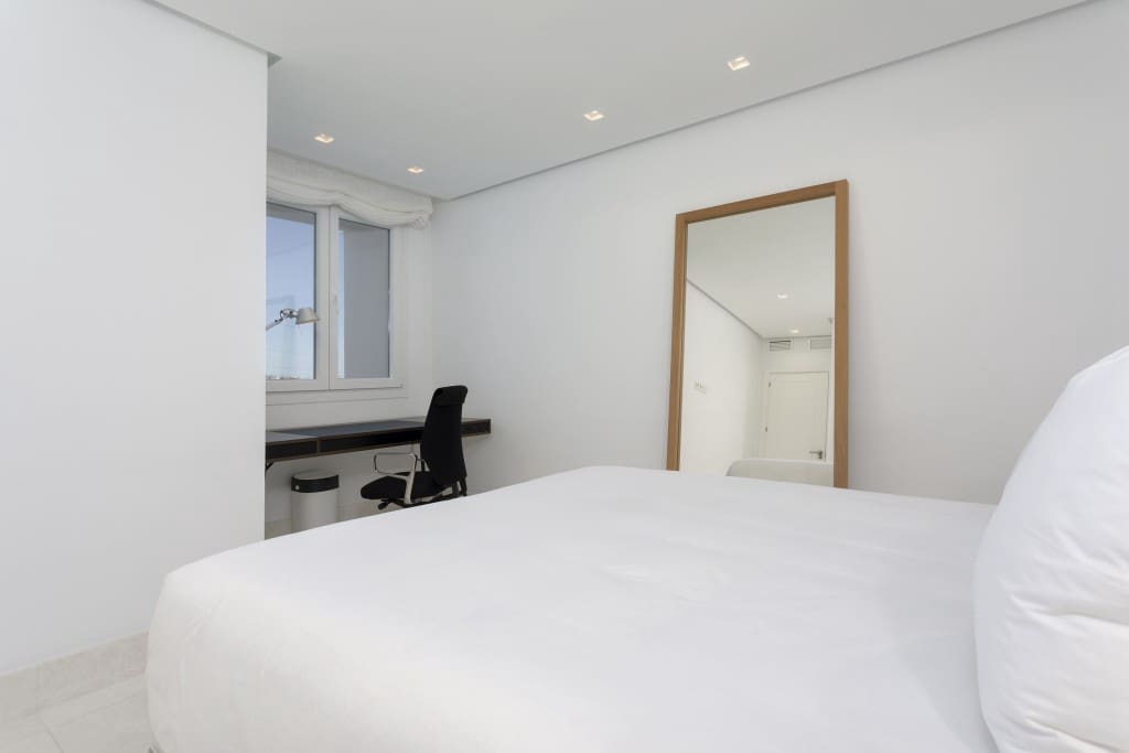 Apartamento de 2 habitaciones en San Pedro de Alcantara en venta - 635.000 € (Ref: 9402833)