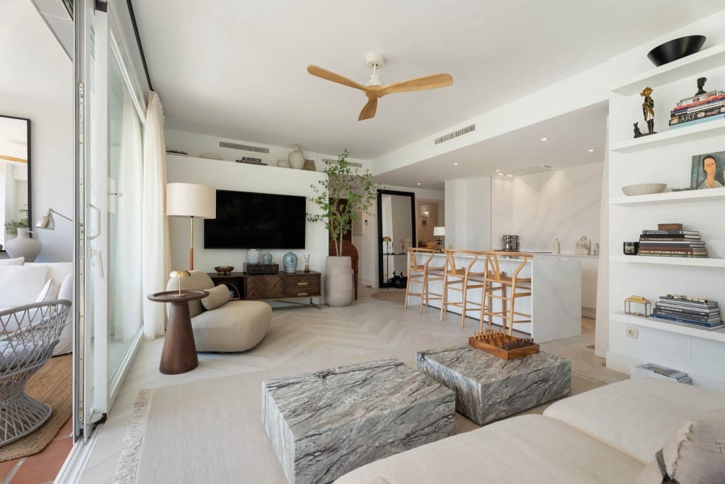 3 chambre Appartement à vendre à Casares avec piscine - 610 000 € (Ref: 9402834)