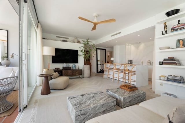 3 chambre Appartement à vendre à Casares avec piscine - 610 000 € (Ref: 9402834)