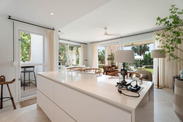 3 chambre Appartement à vendre à Casares avec piscine - 610 000 € (Ref: 9402834)