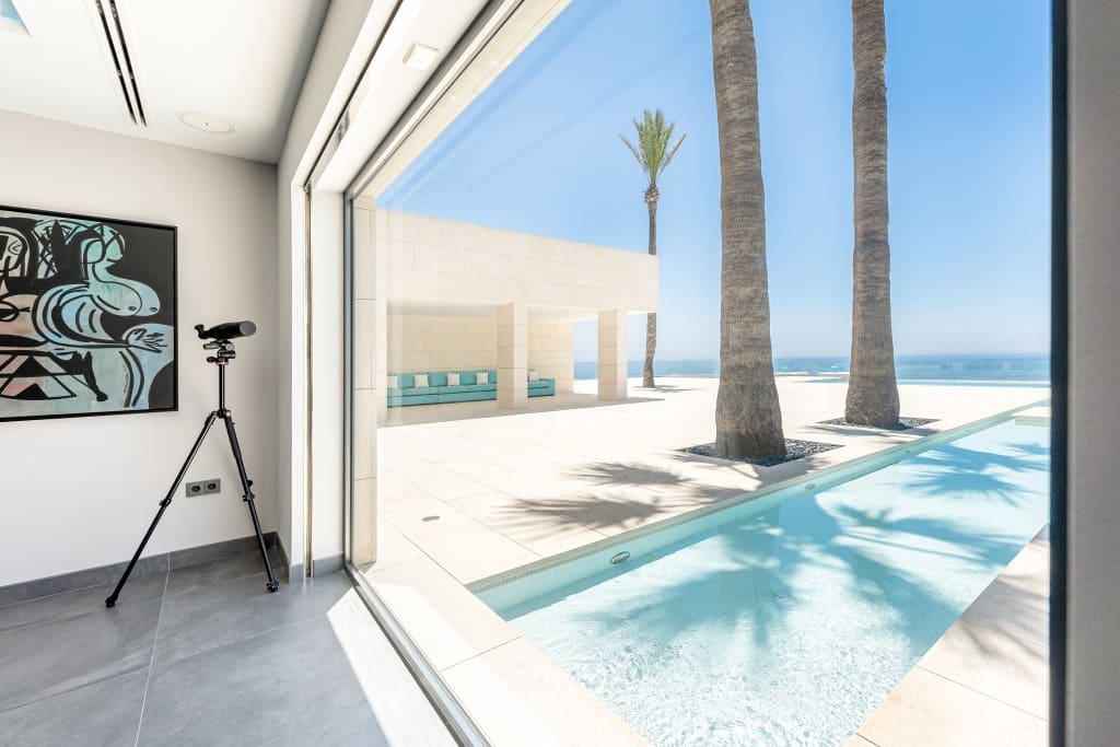 4 bedroom Villa for sale in Mijas with pool garage - € 8,100,000 (Ref: 9410480)