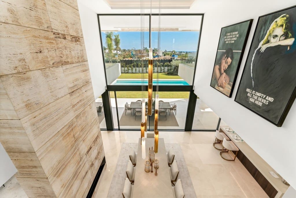 5 bedroom Villa for sale in Golden Mile with pool garage - € 4,800,000 (Ref: 9410486)