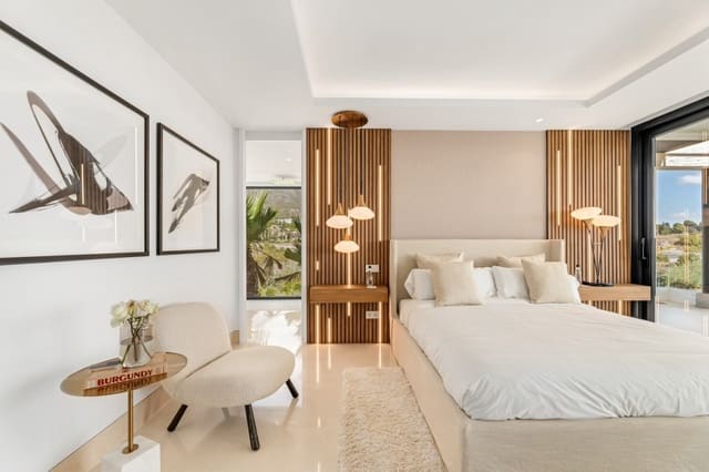 5 soverom Villa til salgs i Golden Mile, Marbella med svømmebasseng garasje - € 4 800 000 (Ref: 9410486)