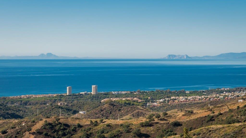 3 chambre Penthouse à vendre à Marbella avec piscine - 2 000 000 € (Ref: 9426849)