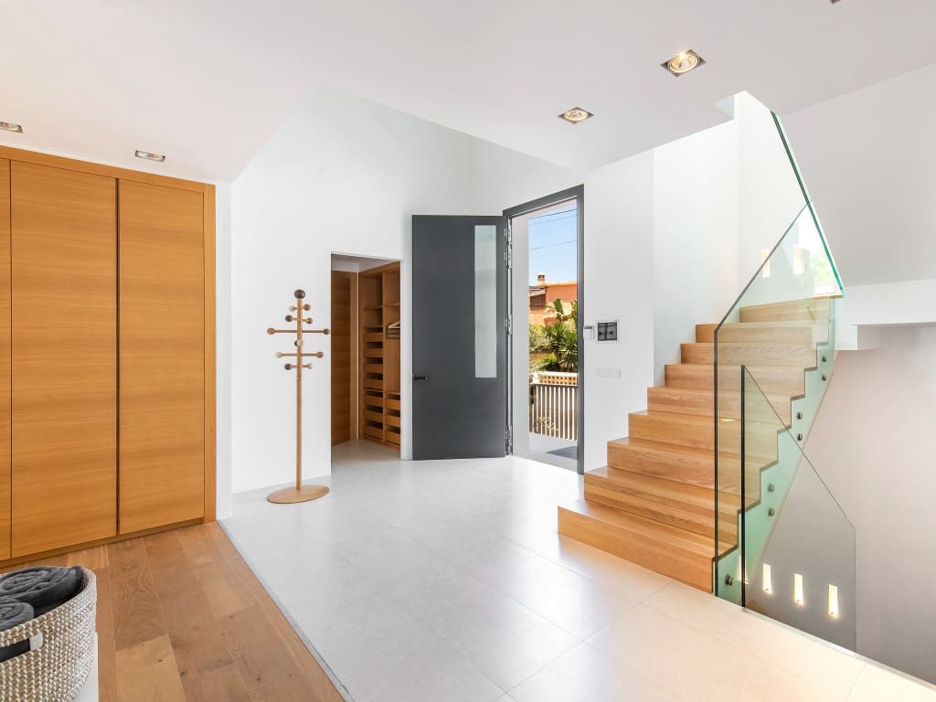 6 bedroom Villa for sale in Marbella with pool garage - € 6,500,000 (Ref: 9432967)