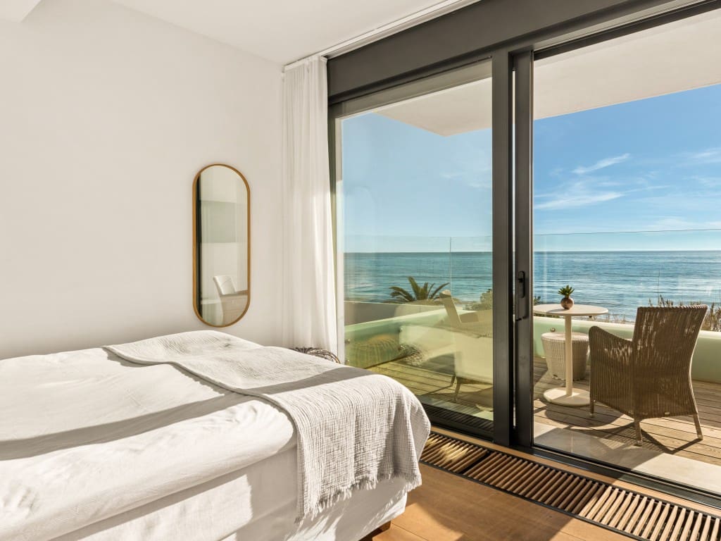 6 bedroom Villa for sale in Marbella with pool garage - € 6,500,000 (Ref: 9432967)