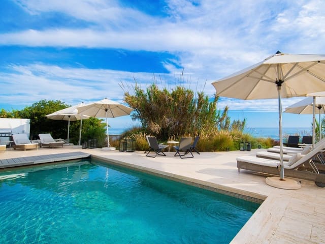 6 bedroom Villa for sale in Marbella with pool garage - € 6,500,000 (Ref: 9432967)