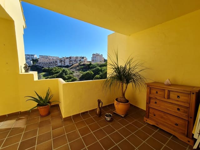 2 chambre Appartement à vendre à La Duquesa / Puerto de la Duquesa, Manilva avec piscine - 319 800 € (Ref: 9436619)