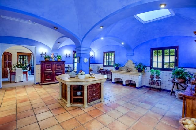 7 sypialnia Willa na sprzedaż w Estepona z basenem garażem - 20 000 000 € (Ref: 9439606)