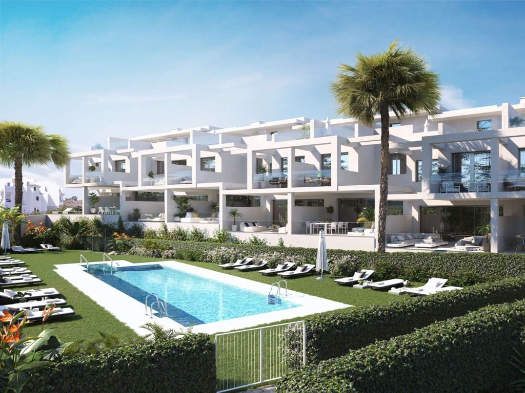 3 bedroom Townhouse for sale in Manilva with pool - € 653,000 (Ref: 9439612)