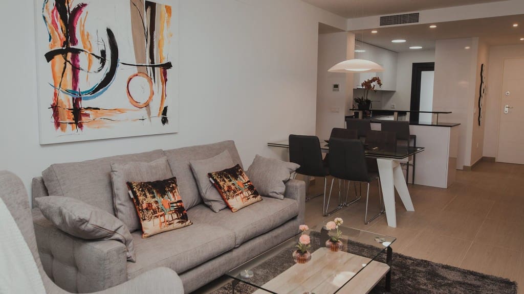 2 makuuhuone Huoneisto myytävänä paikassa New Golden Mile mukana uima-altaan - 540 000 € (Ref: 9523880)