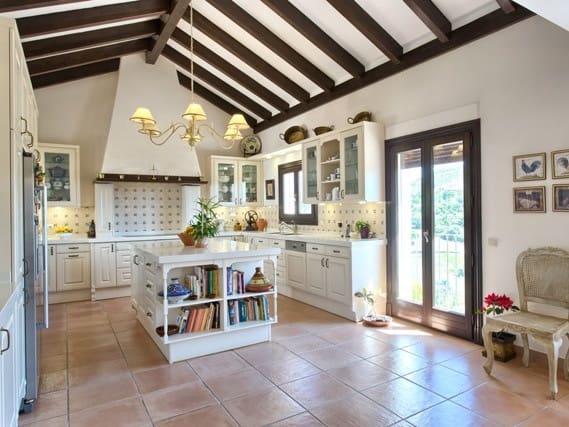 5 slaapkamer Villa te koop in Benahavis met zwembad garage - € 3.995.000 (Ref: 9560812)