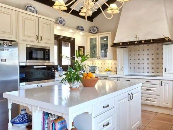 5 slaapkamer Villa te koop in Benahavis met zwembad garage - € 3.995.000 (Ref: 9560812)