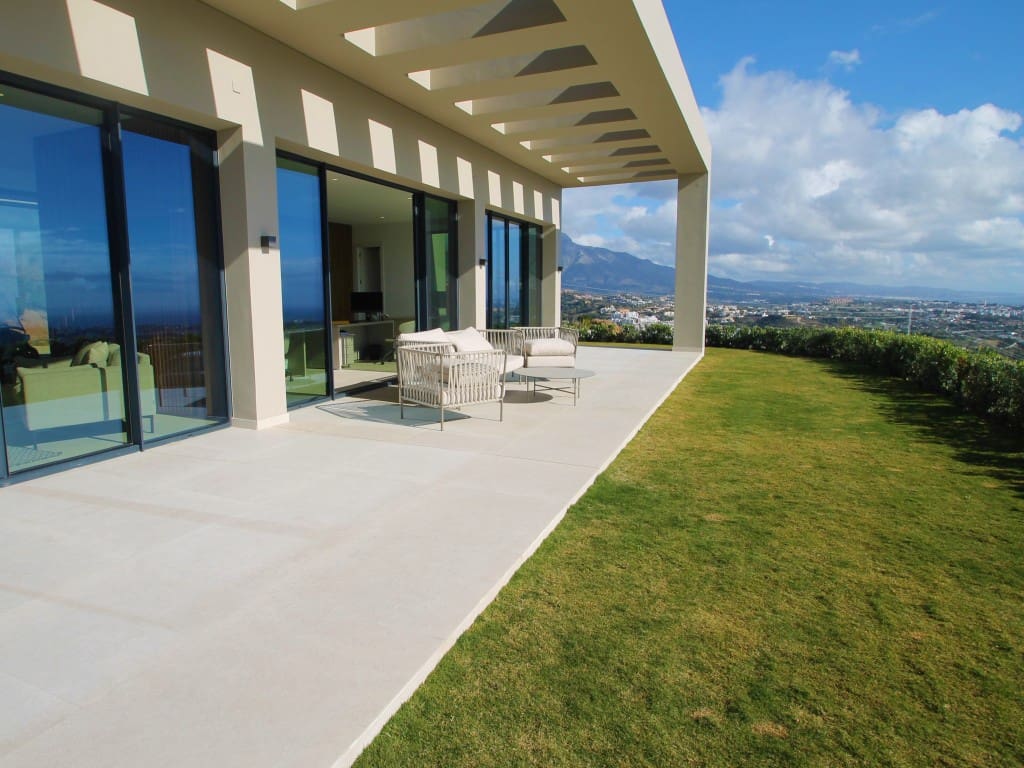 5 sovrum Villa till salu i Benahavis med pool - 2 600 000 € (Ref: 9560825)