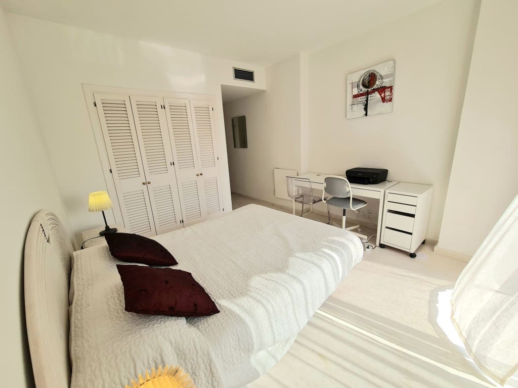 3 slaapkamer Penthouse te koop in Atalaya-Isdabe met zwembad garage - € 520.000 (Ref: 9560838)