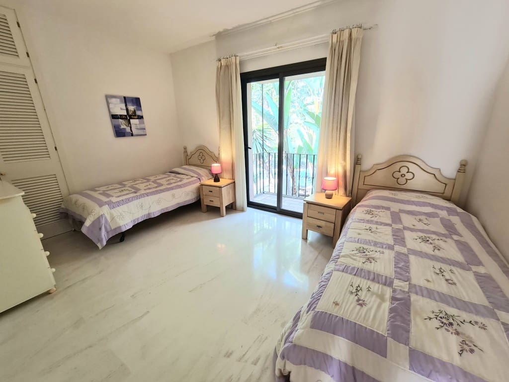 3 slaapkamer Penthouse te koop in Atalaya-Isdabe met zwembad garage - € 520.000 (Ref: 9560838)