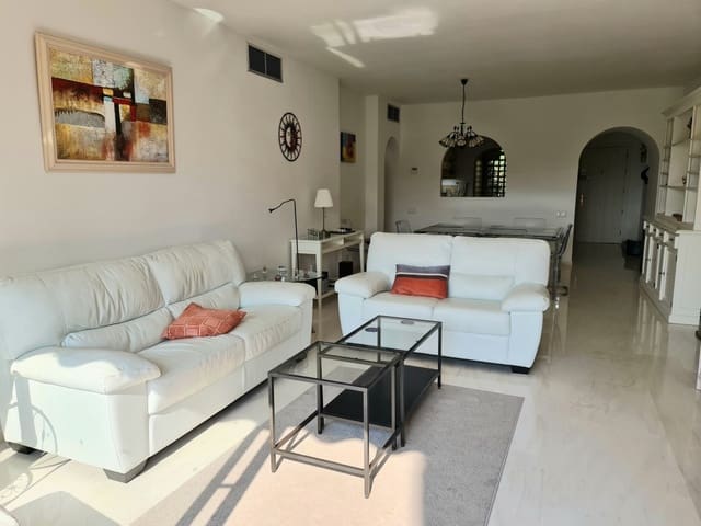 3 slaapkamer Penthouse te koop in Atalaya-Isdabe, Estepona met zwembad garage - € 520.000 (Ref: 9560838)