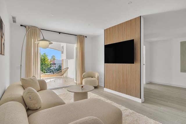 3 soveværelse Lejlighed til salg i Nueva Andalucia, Marbella med swimmingpool - € 695.000 (Ref: 9580001)