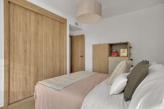 2 sypialnia Penthouse na sprzedaż w Estepona z basenem garażem - 475 000 € (Ref: 9580002)