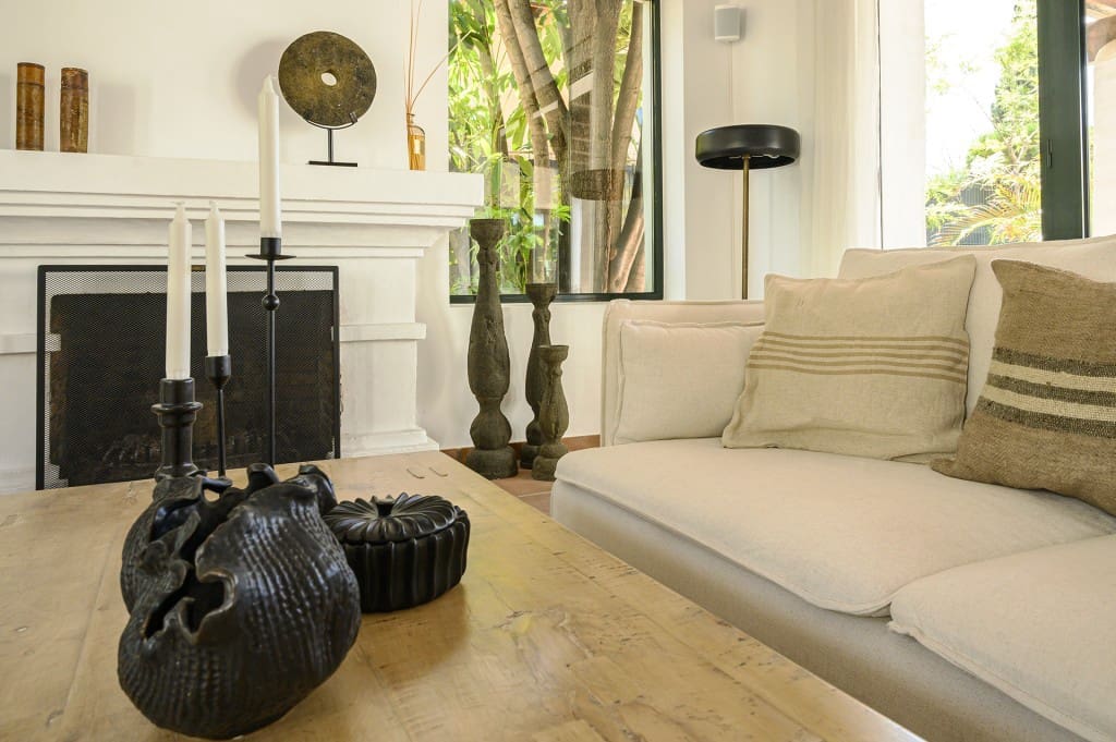 4 sovrum Villa till salu i El Paraiso med pool garage - 1 995 000 € (Ref: 9660796)