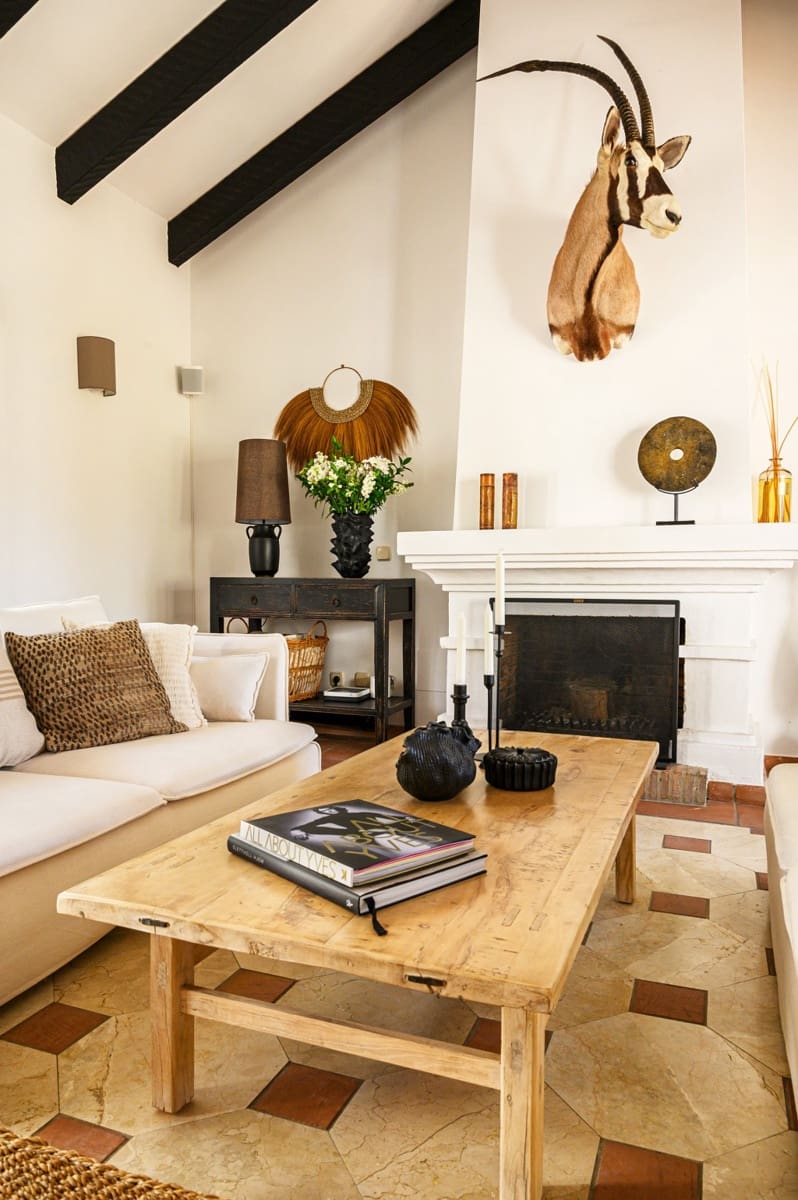 4 sovrum Villa till salu i El Paraiso med pool garage - 1 995 000 € (Ref: 9660796)